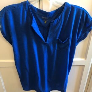 Lilly Pulitzer royal blue luxletic tie back tee